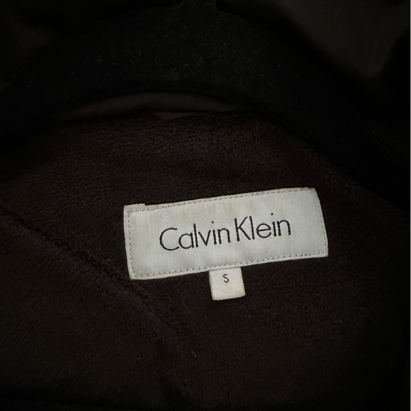 Hooded Puffer Jacket - Picture 2 of 4